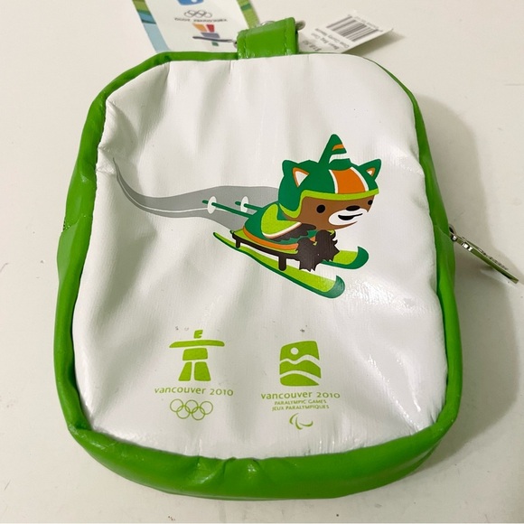 Vancouver 2010 Olympic Mascot Pouch Bag - Picture 2 of 16